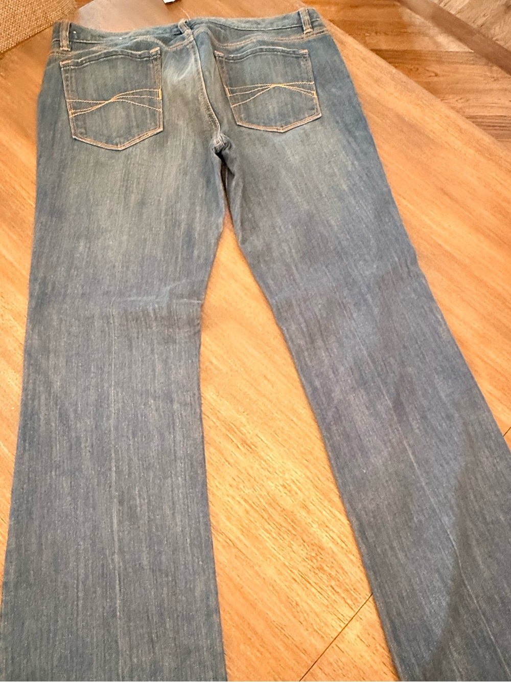 LOFT Bootcut Jeans in Medium Blue Wash - Picture 3 of 9